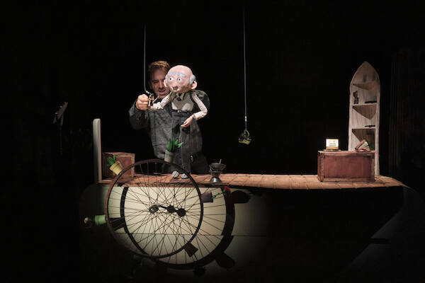 O Sr. Aníbal O Sr. Aníbal