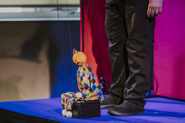 Fios Mágicos . 92.42 Fios Mágicos . 92