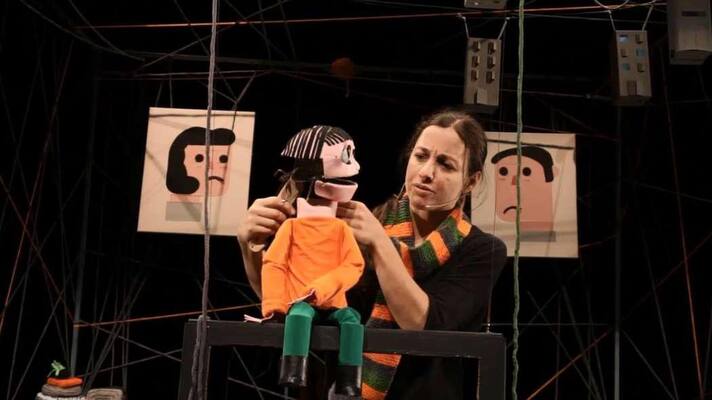 Com 3 Novelos . 93.43 Com 3 Novelos . 93