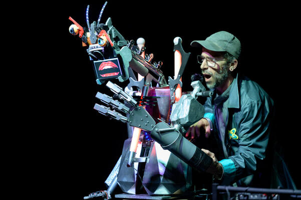 I-HUMAN . 219.82 I-HUMAN . 219